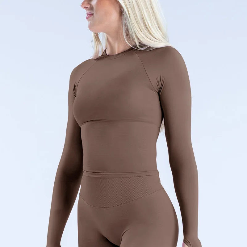 Autumn new seamless long sleeved yoga suit round neck sports top tight fit outdoor fitness suit set for women