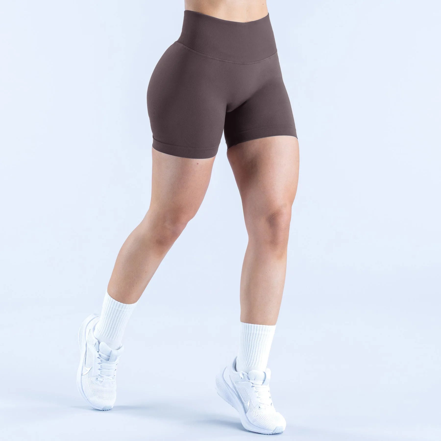 Autumn new seamless long sleeved yoga suit round neck sports top tight fit outdoor fitness suit set for women